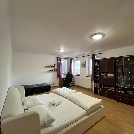 Sabina House Villa *